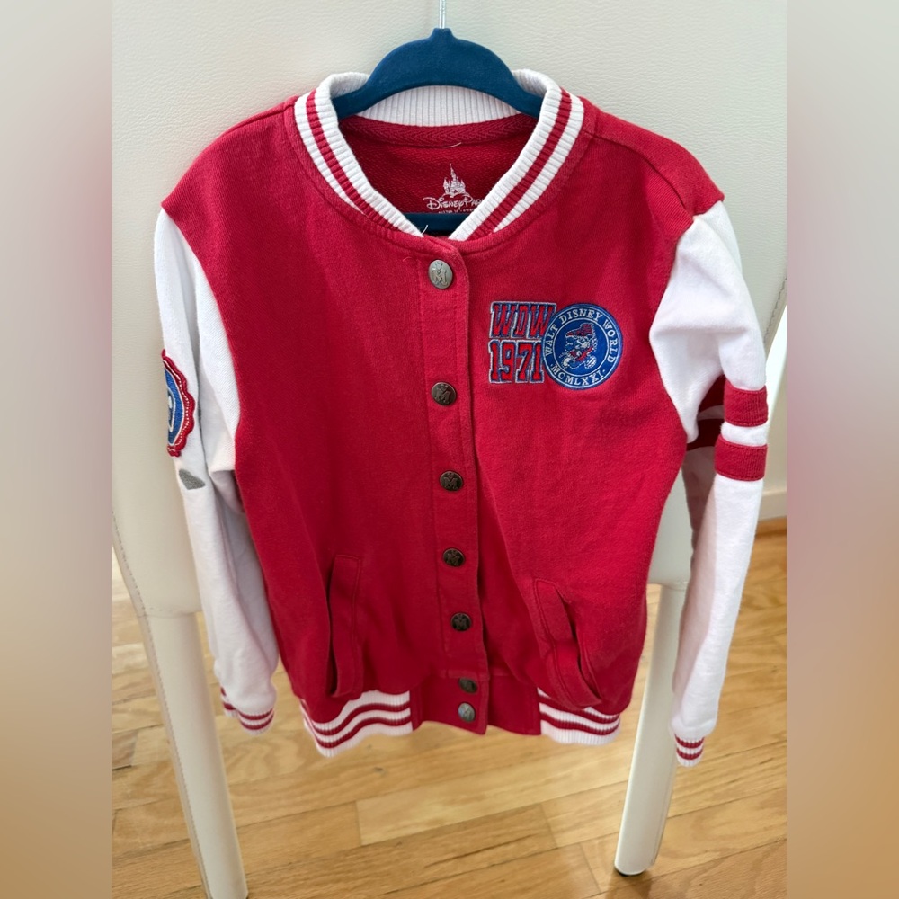 Disney store Kids Jacket size S red/white